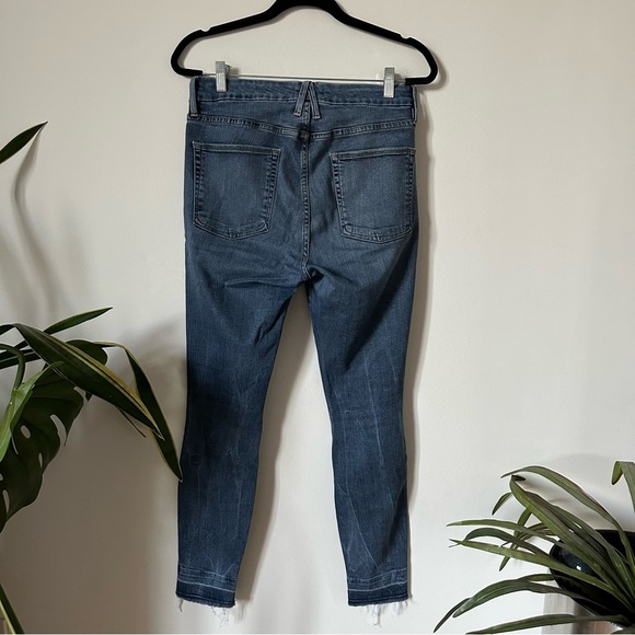 Good American Good Legs High Rise Distressed Skinny Frayed Ankle Jeans 12/31” - Picture 3 of 9